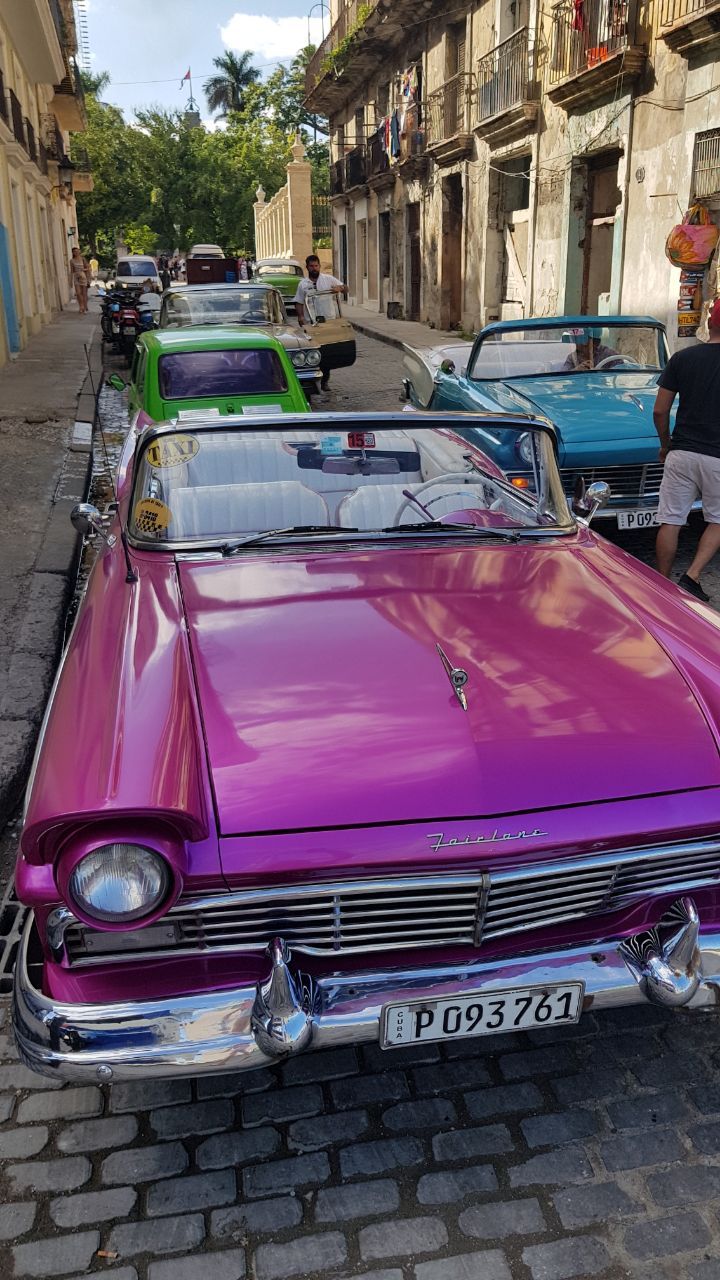 Hola, Cuba!
