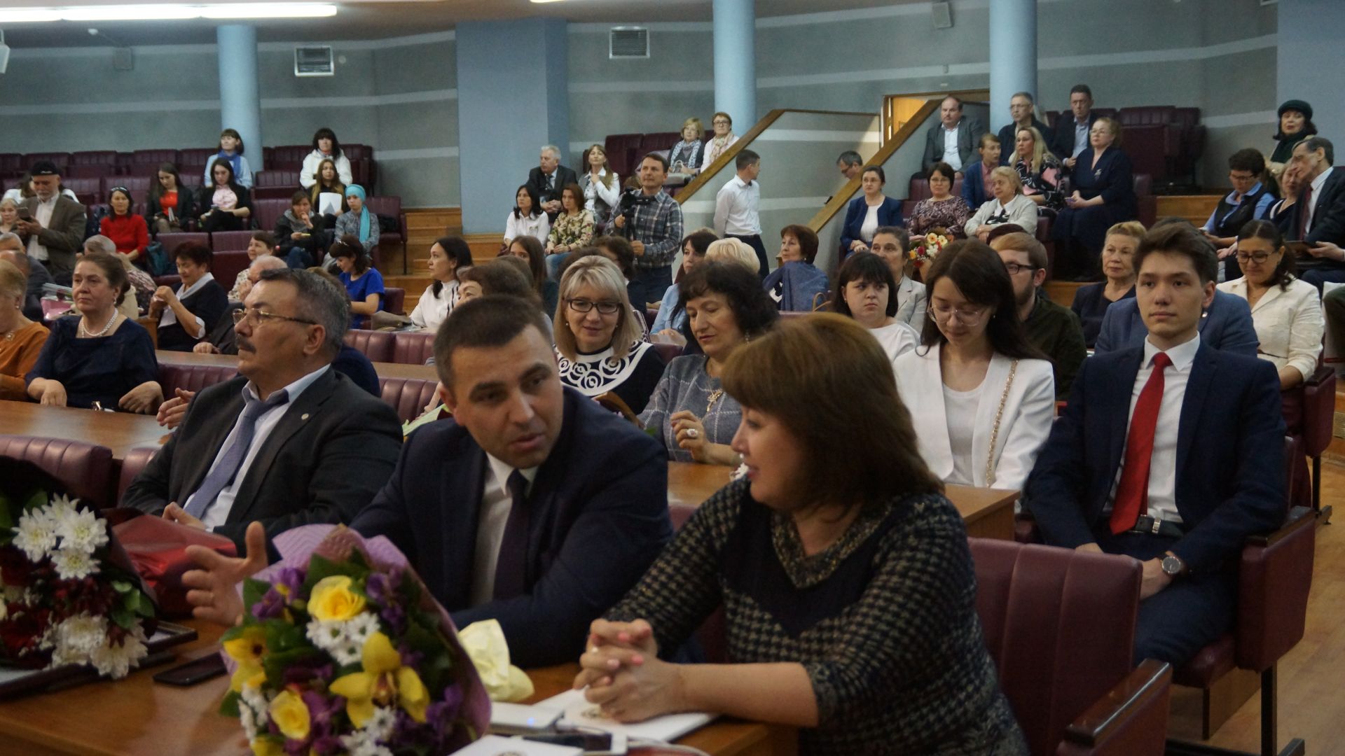 Галимнең гомер бәйрәме. Татар дөньясы Хатыйп Миңнегуловны зурлады