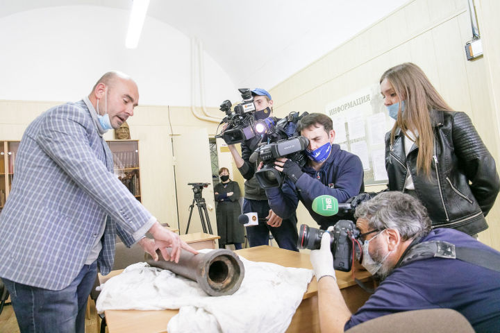 Труба старинного водопровода стала подарком Национальному музею РТ