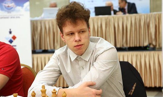 Студент из Казани – в числе лидеров по быстрым шахматам
