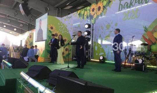 Президент Татарстана пообщался с садоводами
