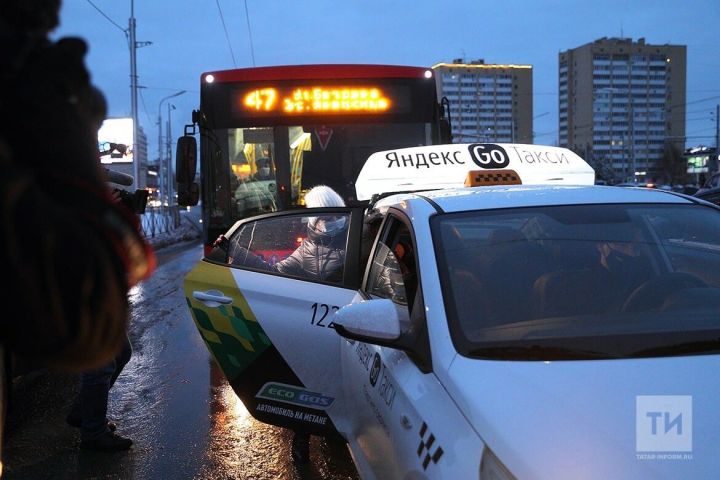 В Татарстане вырос спрос на таксистов
