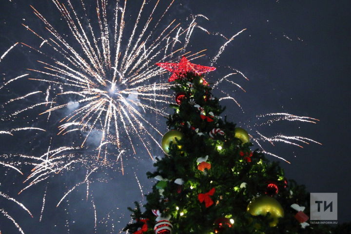 Казанцы исполнили новогодние мечты 675 детей