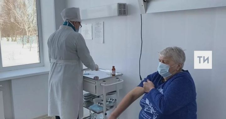 Путин подписал указ о награждении врачей и медработников за борьбу с Covid-19