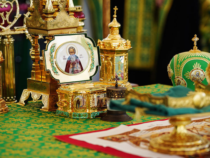 Поклон святыне: частица мощей Сергея Радонежского в Казани