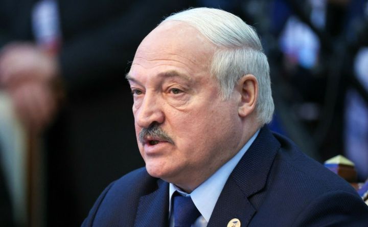 Лукашенко: «Мы традиционно отмечаем два Рождества и три Пасхи. Уважаем Курбан-байрам»