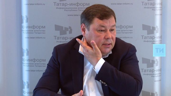 Михалков прочитает лекции в Казани