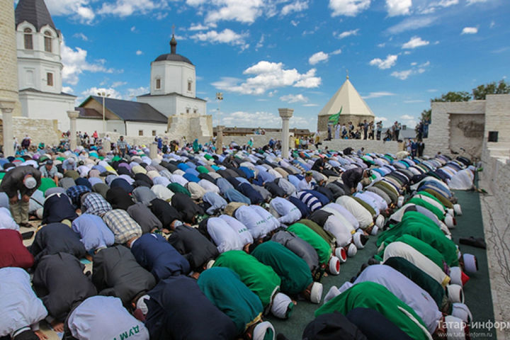 Комаров: традиции ислама основаны на вечных ценностях