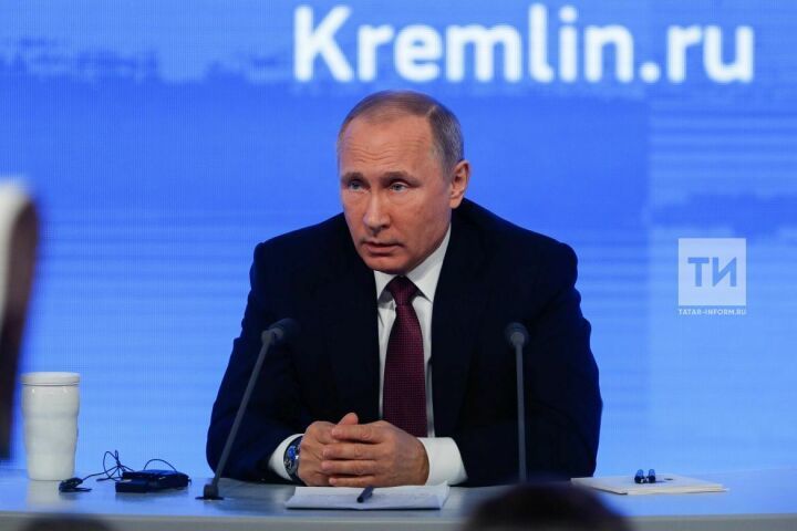 Путин установил МРОТ на 2023 год